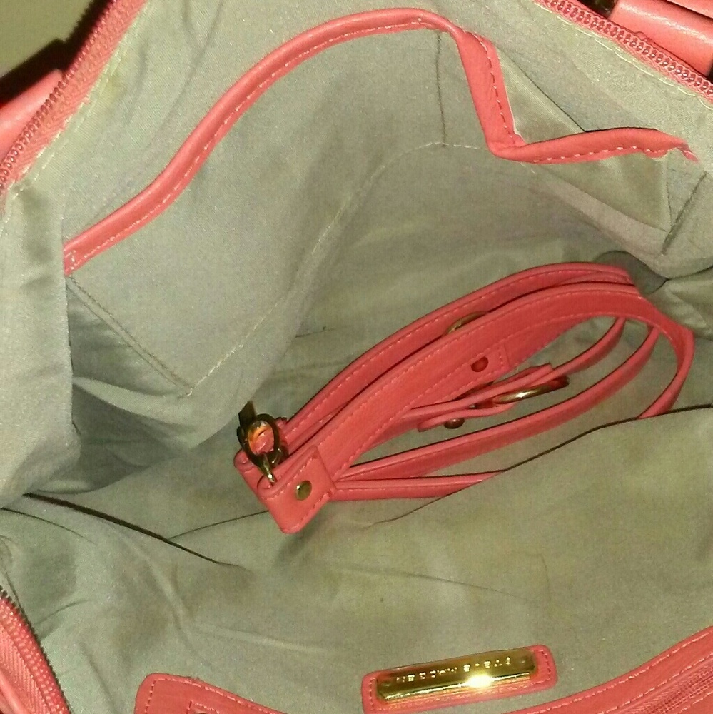 Purse - Picture 6 of 7